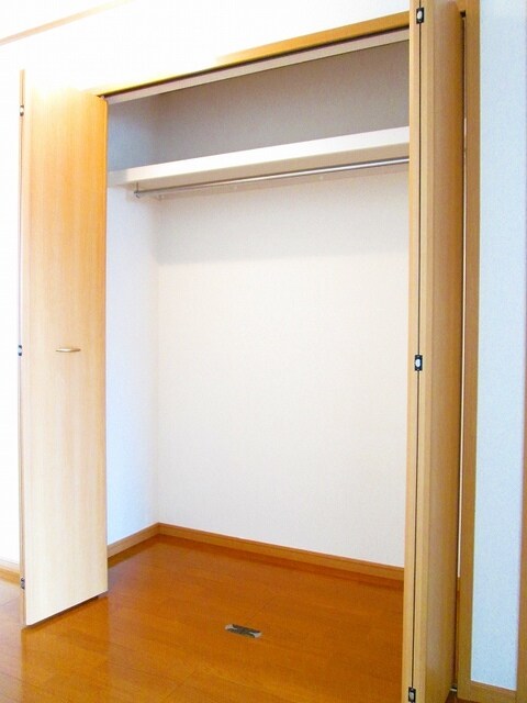 物件内観写真9　(収納)