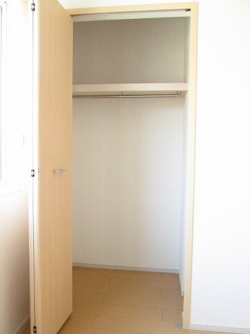 物件内観写真10　(収納)