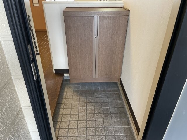 物件内観写真16　(玄関です)