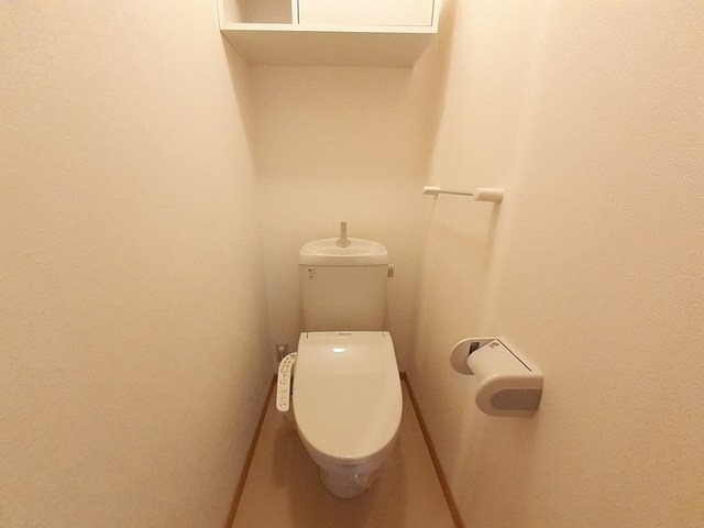 物件内観写真8　(トイレ)