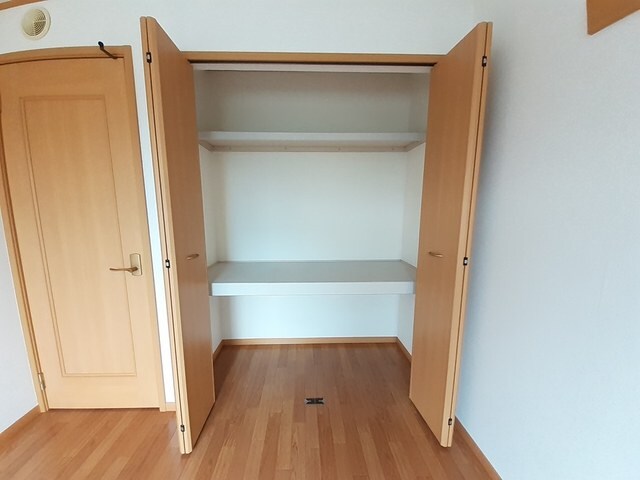 物件内観写真9　(収納)