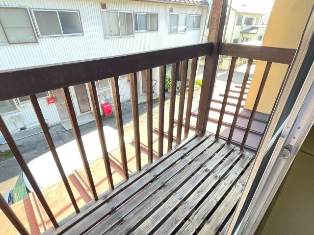 物件内観写真20　(お洗濯にも便利なバルコニー付き)