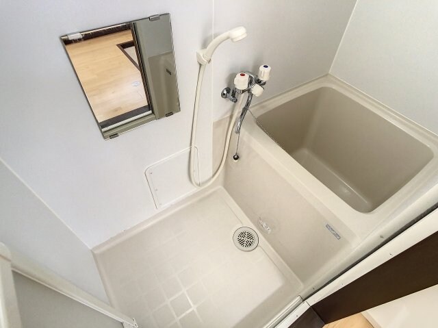 物件内観写真8　(サンプル写真になります。)