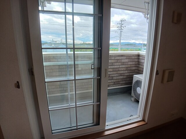 物件内観写真13　(バルコニー)