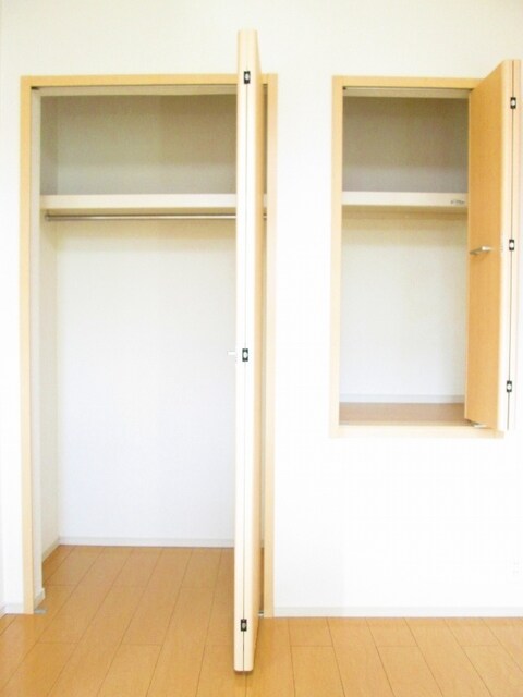 物件内観写真10　(収納)