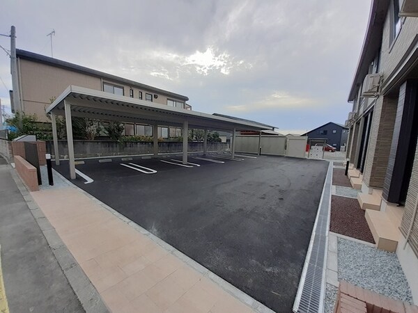 駐車場(駐車場)