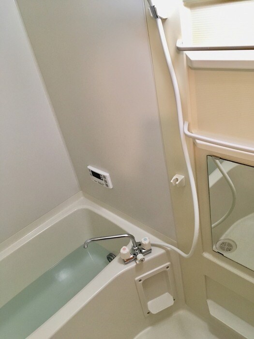 物件内観写真4　(浴室)