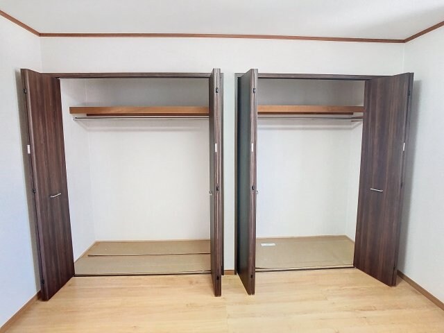 物件内観写真7　(リフォーム中のお写真になります。)