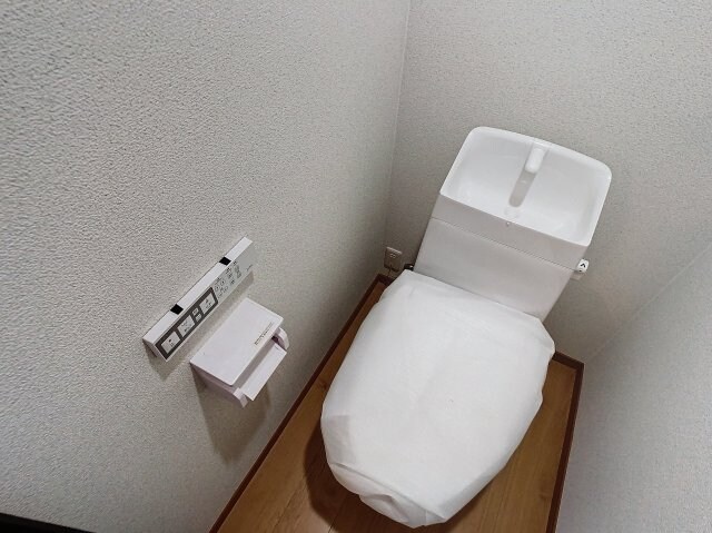 物件内観写真14　(リフォーム中のお写真になります。)