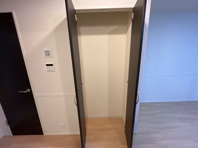 物件内観写真13　(クローゼット(イメージ))