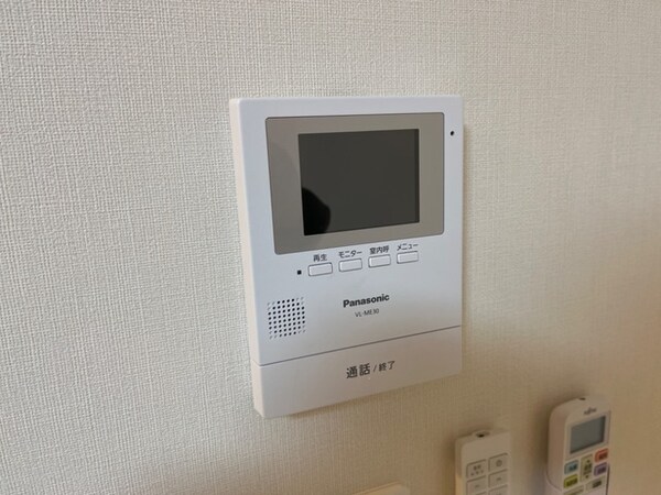 セキュリティ(カメラ付インターホン(イメージ))