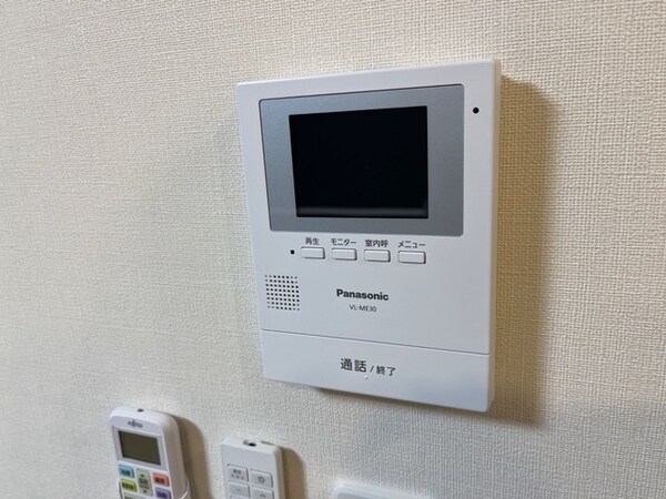 セキュリティ(カメラ付インターホン(イメージ))