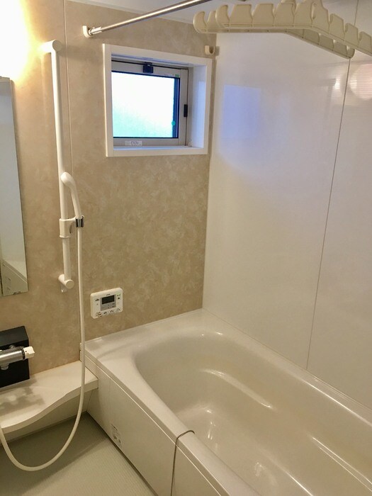 物件内観写真4　(浴室)