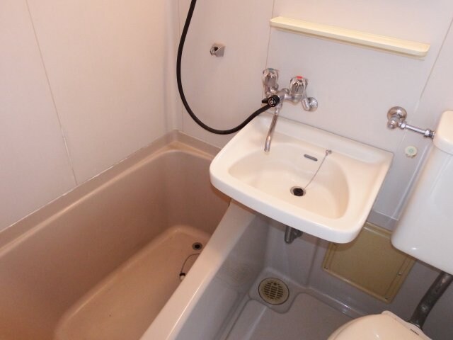 物件内観写真6　(お風呂です)