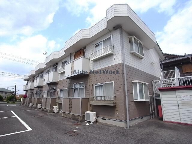 丸の内ハイツの物件外観写真