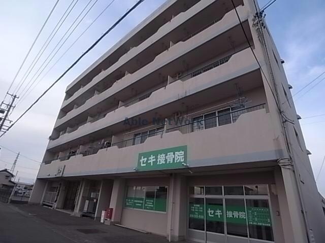 紅屋ビルの物件外観写真