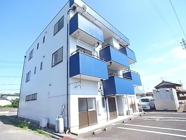 コーポ足近の物件外観写真