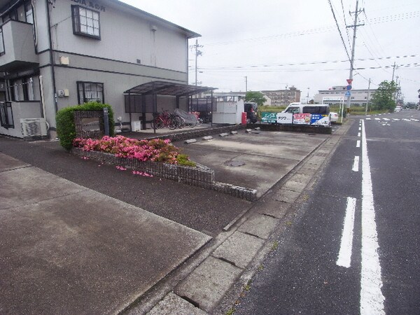 駐車場(駐車場)