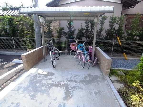 駐輪場