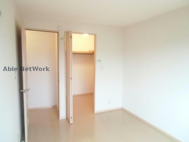 物件内観写真5　(同棟別部屋写真)