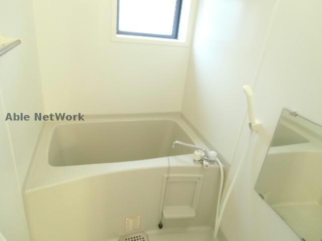 物件内観写真7　(同棟別部屋写真)