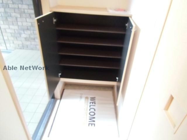 物件内観写真10　(同棟別部屋写真)