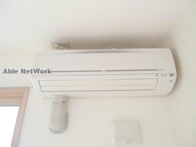 物件内観写真11　(同棟別部屋写真)