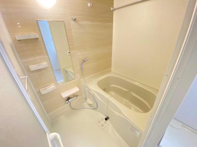 物件内観写真10　(同型タイプ)