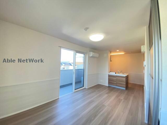 物件内観写真8　(同型タイプ)