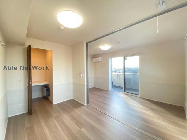 物件内観写真9　(同型タイプ)