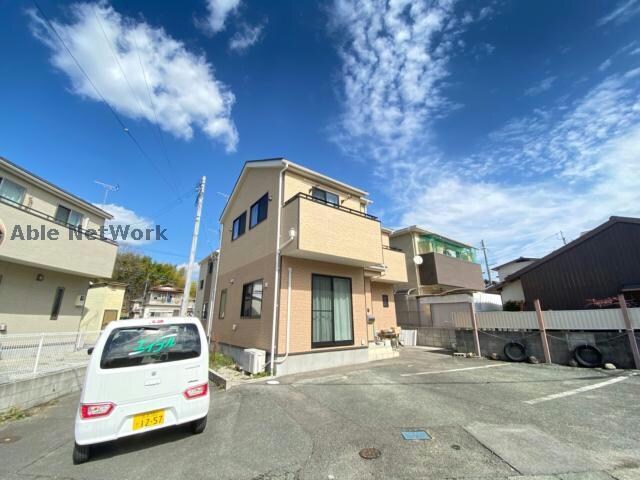 リバーサイドハウス　Bの物件外観写真