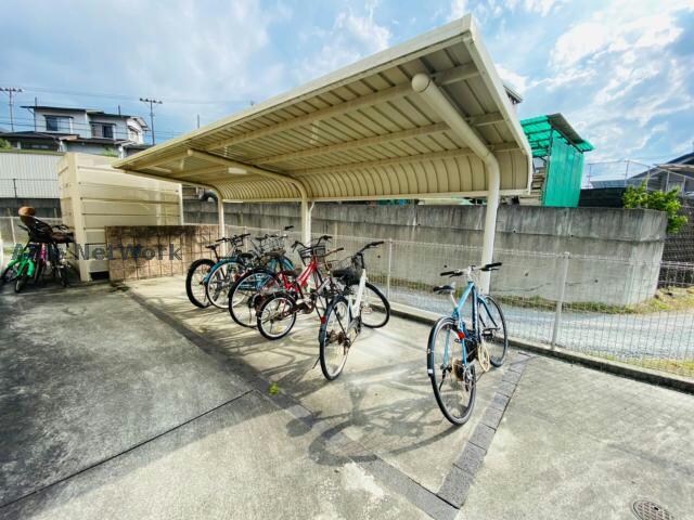 物件外観写真3　(A)