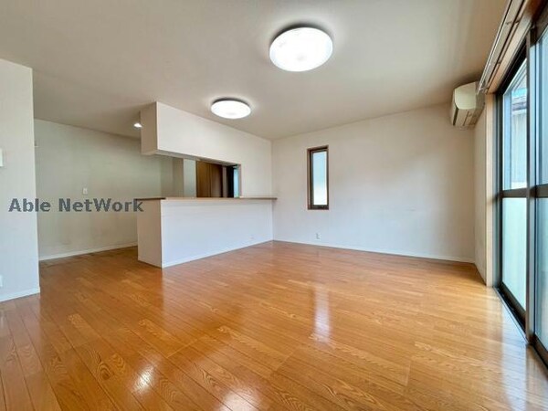 リビングダイニング