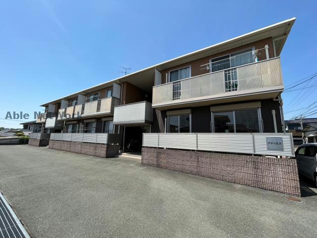 アディエス