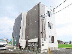 compact菊池外観写真