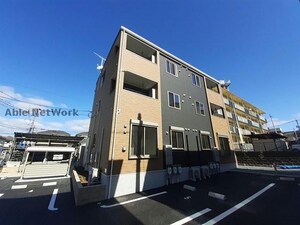 グランドフィールド楠外観写真