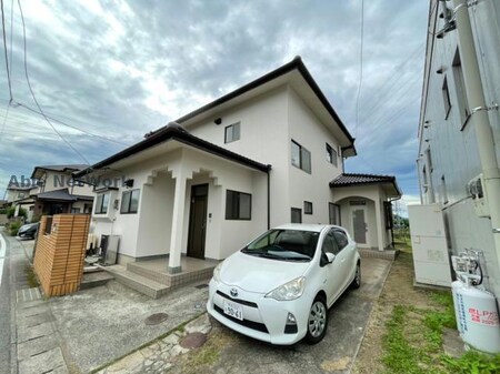 菊陽町津久礼貸家外観写真