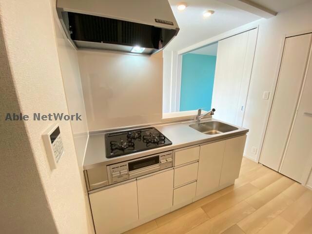 物件内観写真5　(別号室写真)