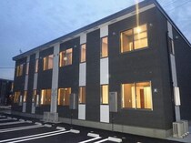 フロンティアエステートⅢの外観写真