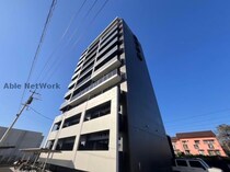 SIX　COURTの外観写真