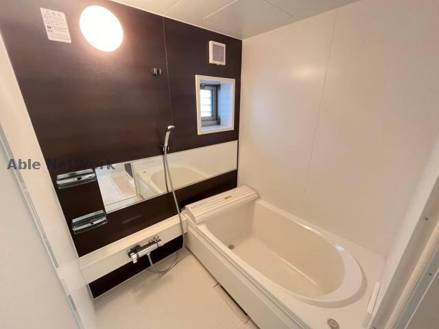 物件内観写真11　(同型反転タイプ)