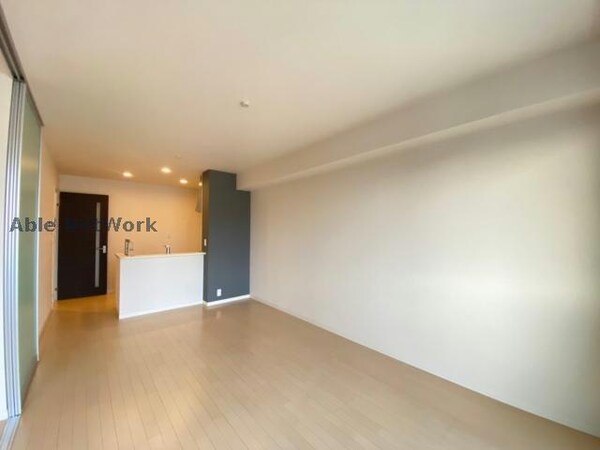 リビングダイニング(別棟同型タイプ)