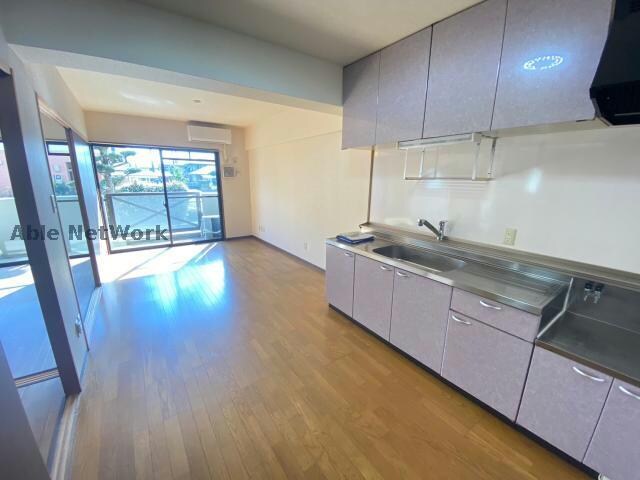 物件内観写真7　(別号室写真)