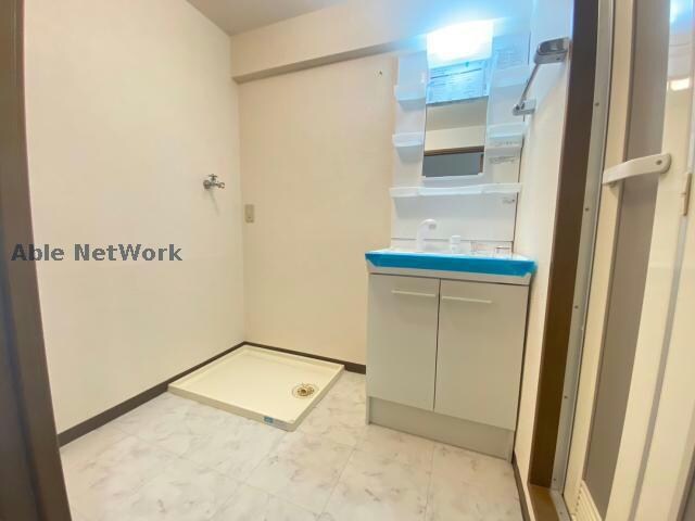 物件内観写真16　(別号室写真)