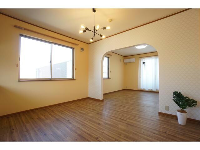 物件内観写真4　(家具家電付きルーム作成中)