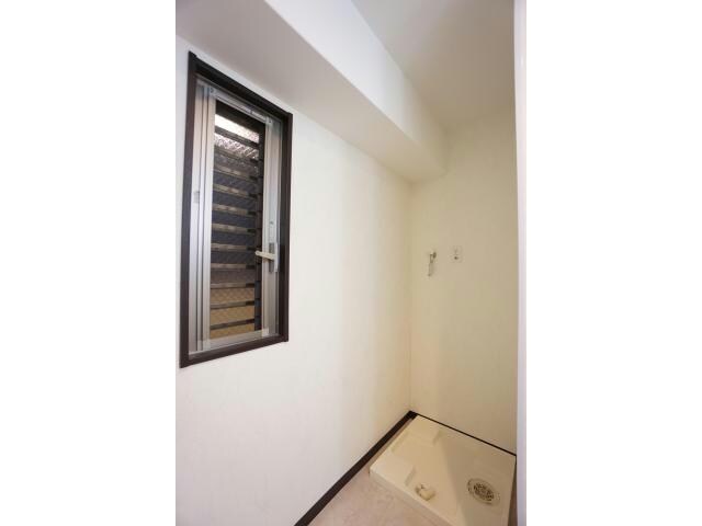 物件内観写真13　(室内洗濯機置き場)