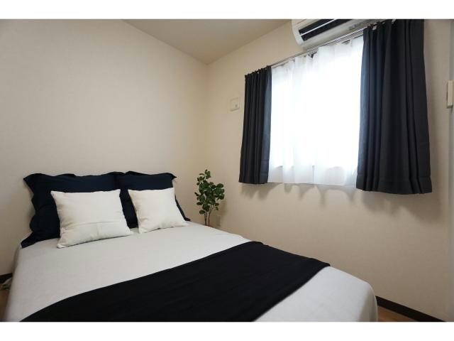 物件内観写真8　(エアコン2基付)