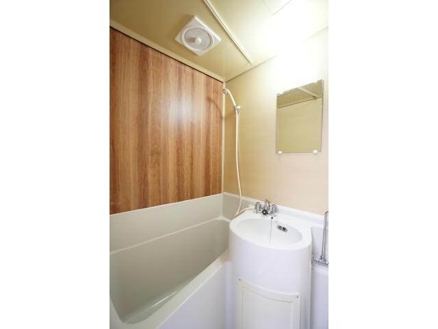 物件内観写真8　(バス／シャワールーム等)