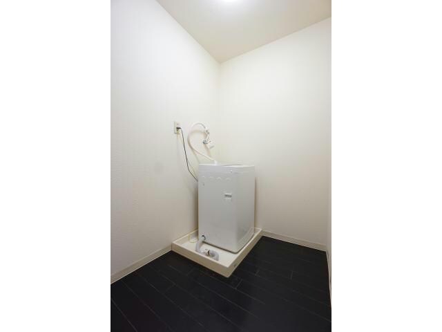 物件内観写真9　(洗濯機付)