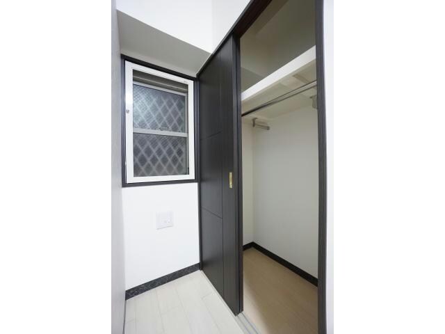 物件内観写真10　(クローゼット収納)